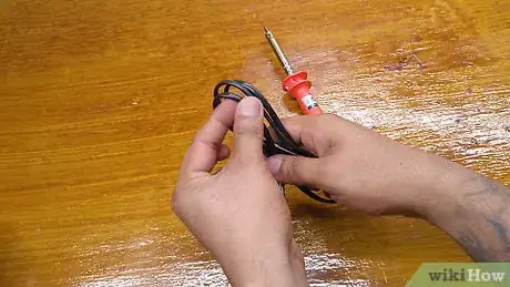 Imagen titulada Repair Cracks in Plastic Step 22