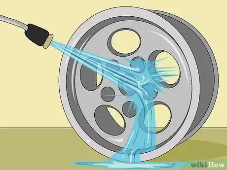 Imagen titulada Paint Your Wheels Step 11