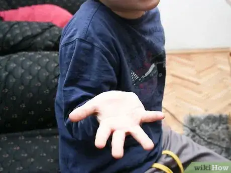 Imagen titulada Be a Child Detective Step 8