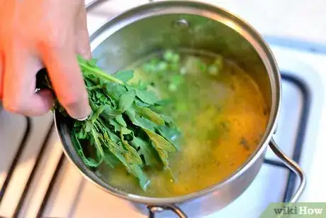 Imagen titulada Cook Arugula Step 13