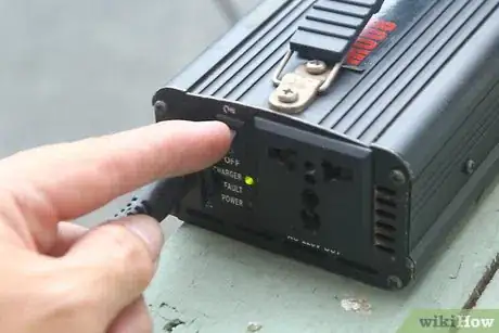 Imagen titulada Hook Up a Battery Charger Step 16