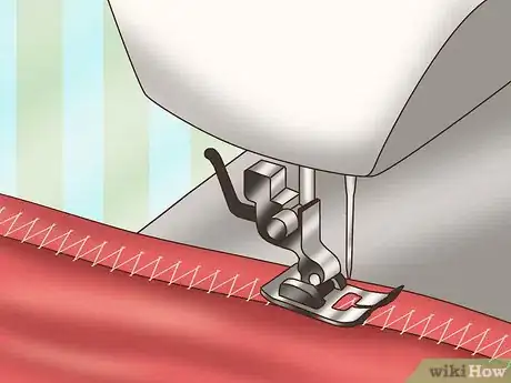Imagen titulada Finish the Edges of a Fleece Blanket Step 3