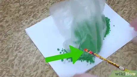 Imagen titulada Make a Colored Smoke Bomb Step 7