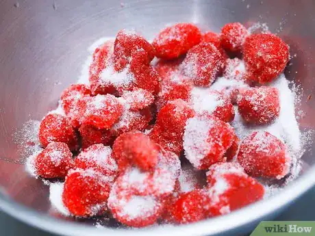 Imagen titulada Make Strawberry Juice Step 15