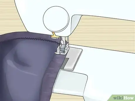 Imagen titulada Sew Leggings Step 16