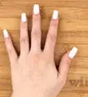 aplicar uñas postizas sin usar pegamento
