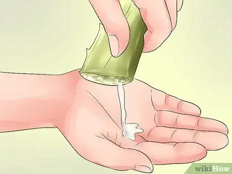 Imagen titulada Use Aloe Vera to Treat Rheumatoid Arthritis Step 2