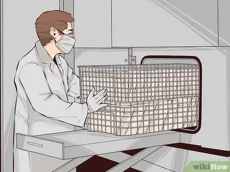 Imagen titulada Sterilize Medical Instruments Step 19