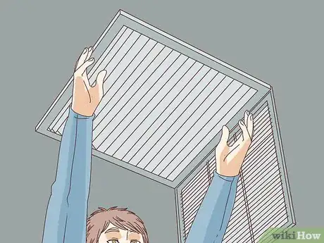Imagen titulada Clear Smoke Out of a Room Step 13