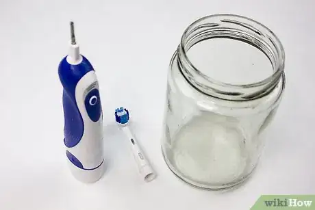 Imagen titulada Clean an Electric Toothbrush Step 11