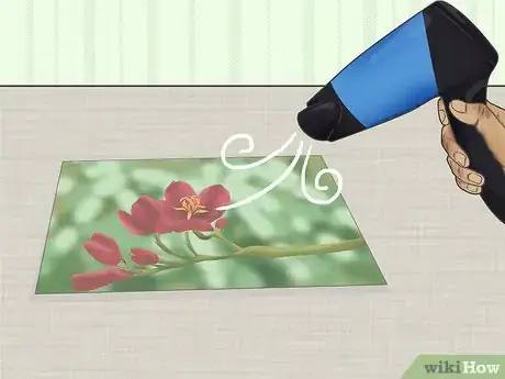 Imagen titulada Transfer an Image Onto Glass Step 7