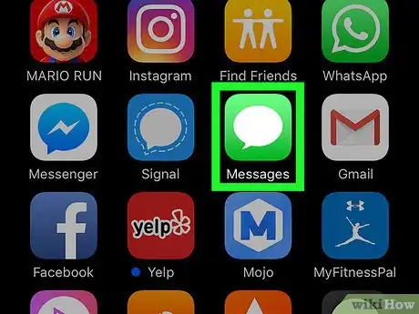 Imagen titulada Send Bitmoji in Text on iPhone or iPad Step 1