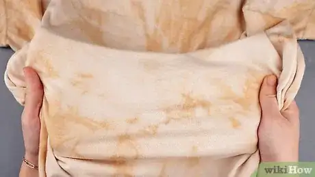 Imagen titulada Remove Turmeric Stains Step 13