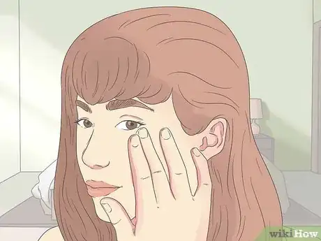 Imagen titulada Maintain a Tan During Winter Step 7