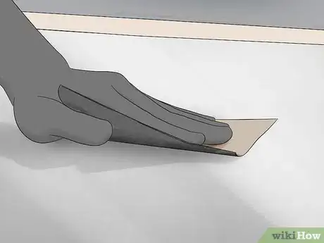 Imagen titulada Strip Paint From Your Car Step 16