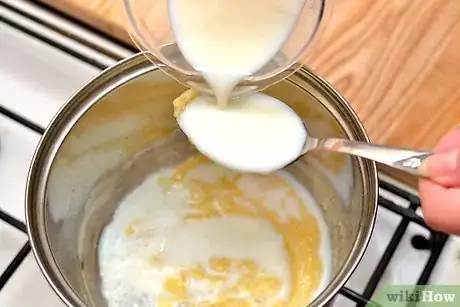 Imagen titulada Make Béchamel Sauce Step 5
