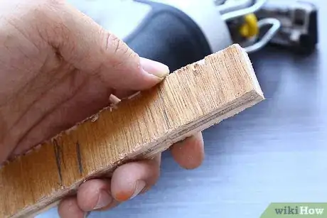 Imagen titulada Make a Wooden Dagger Step 6