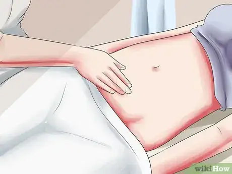 Imagen titulada Recognize Symptoms of a Postpartum Hemorrhage Step 20