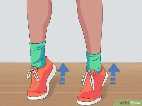 Imagen titulada Stretch for Gymnastics at Home Step 7