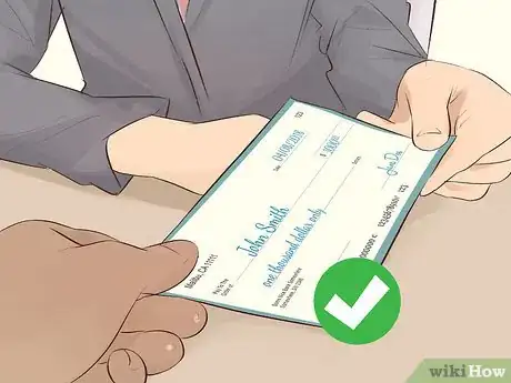 Imagen titulada Endorse a Check Step 14