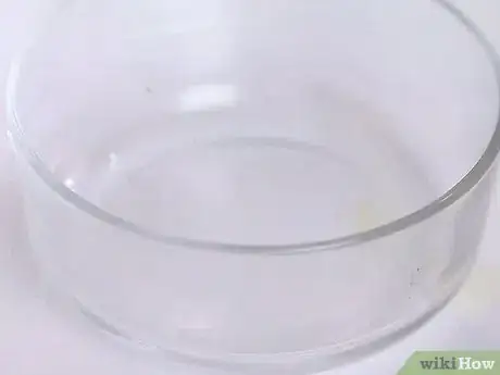 Imagen titulada Blow Out Eggs Step 4
