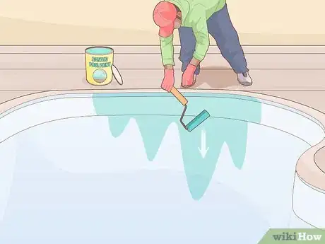 Imagen titulada Paint a Pool Step 12