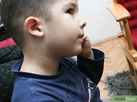 Imagen titulada Be a Child Detective Step 6