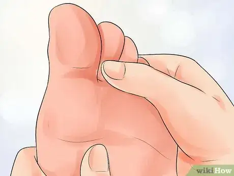Imagen titulada Use Reflexology to Relieve Chest Pain Step 13