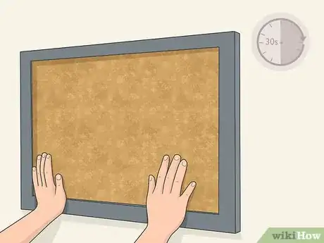 Imagen titulada Hang Cork Board Step 4