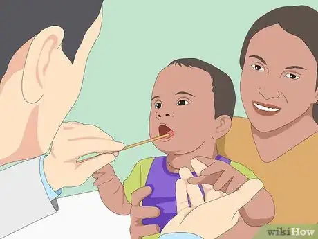 Imagen titulada Clean a Baby's Tongue Step 8