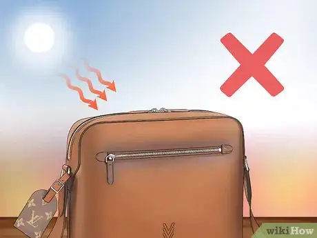 Imagen titulada Clean Louis Vuitton Leather Step 10