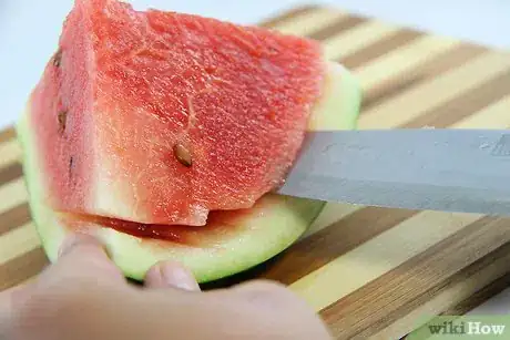 Imagen titulada Infuse Vodka With Watermelon Step 7