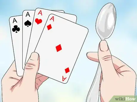 Imagen titulada Play Spoons (Card Game) Step 5