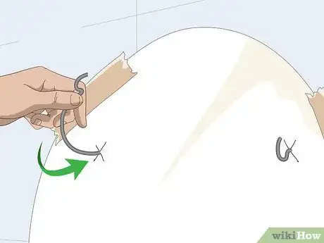 Imagen titulada Hang a Mirror on a Wall Without Nails Step 8
