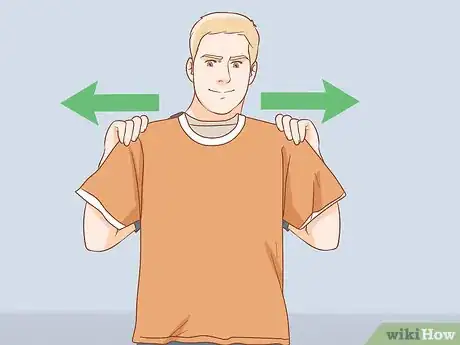 Imagen titulada Stretch a Polyester Shirt Step 5