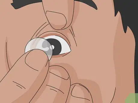 Imagen titulada Deal With Uncomfortable Contact Lenses Step 10
