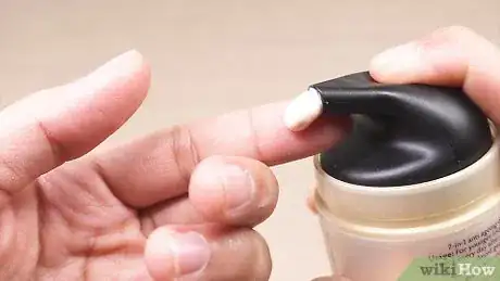 Imagen titulada Use a Clay Mask Step 4