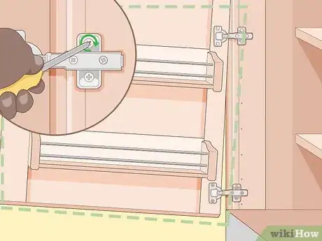 Imagen titulada Adjust Kitchen Cabinet Doors Step 7