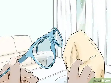 Imagen titulada Stretch Sunglasses Step 10