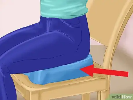 Imagen titulada Use a Coccyx Cushion Step 9