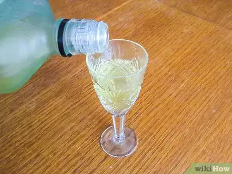 Imagen titulada Serve Limoncello Step 3