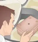 ayudar a un ave con el ala fracturada