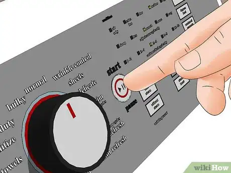 Imagen titulada Use a Clothes Dryer Step 12