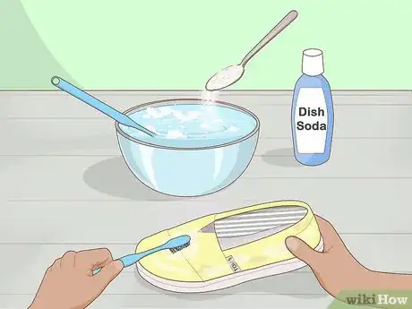 Imagen titulada Wash Toms Shoes Step 11