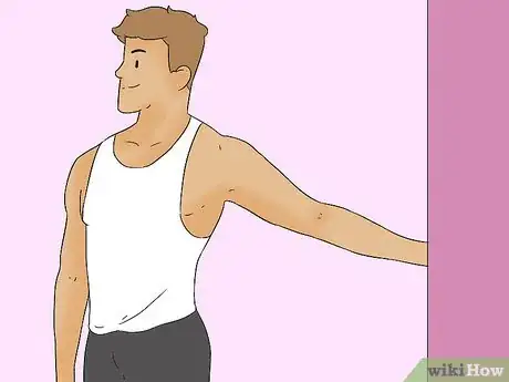 Imagen titulada Stretch Your Deltoids Step 3