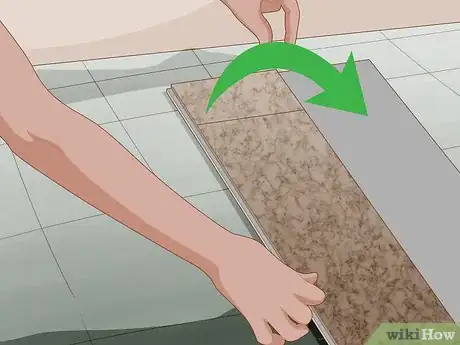 Imagen titulada Cut Vinyl Plank Flooring Step 8