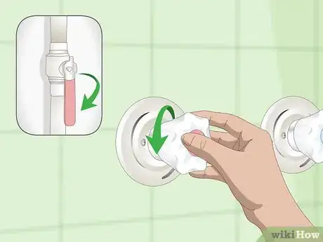 Imagen titulada Fix a Leaky Shower Faucet Step 21