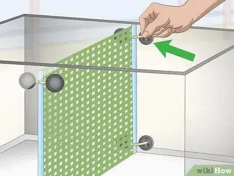 Imagen titulada Make a Fish Tank Divider Step 5