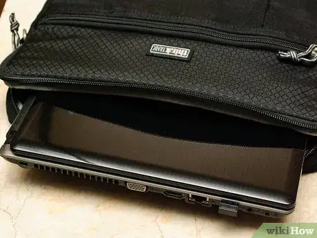 Imagen titulada Pack Your Carry on Bag Step 13