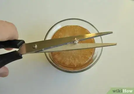 Imagen titulada Make a Cinnamon Scented Candle Step 7